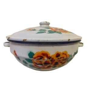 oude brocante vintage decoratieve pan met bloemversiering